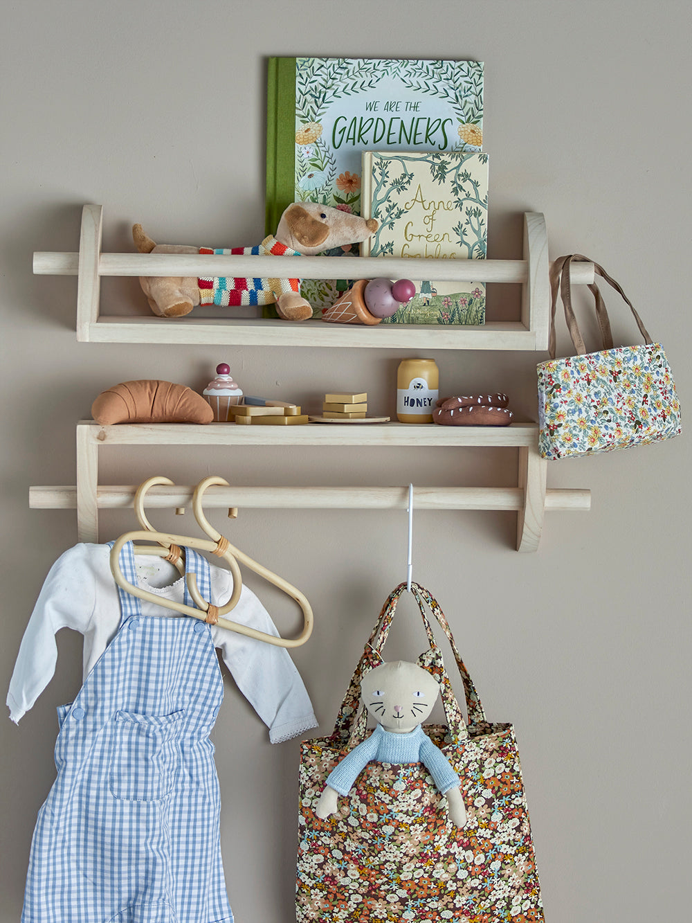 Mingus Wood Shelf, Paulownia
