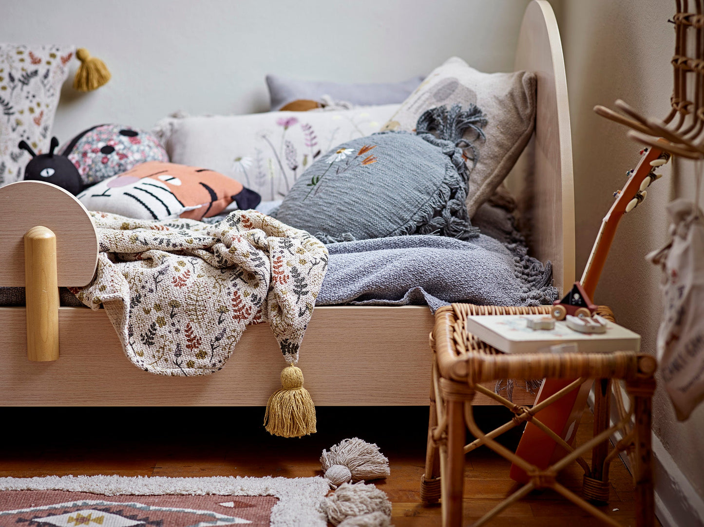 Filipa Throw freeshipping - Generosa