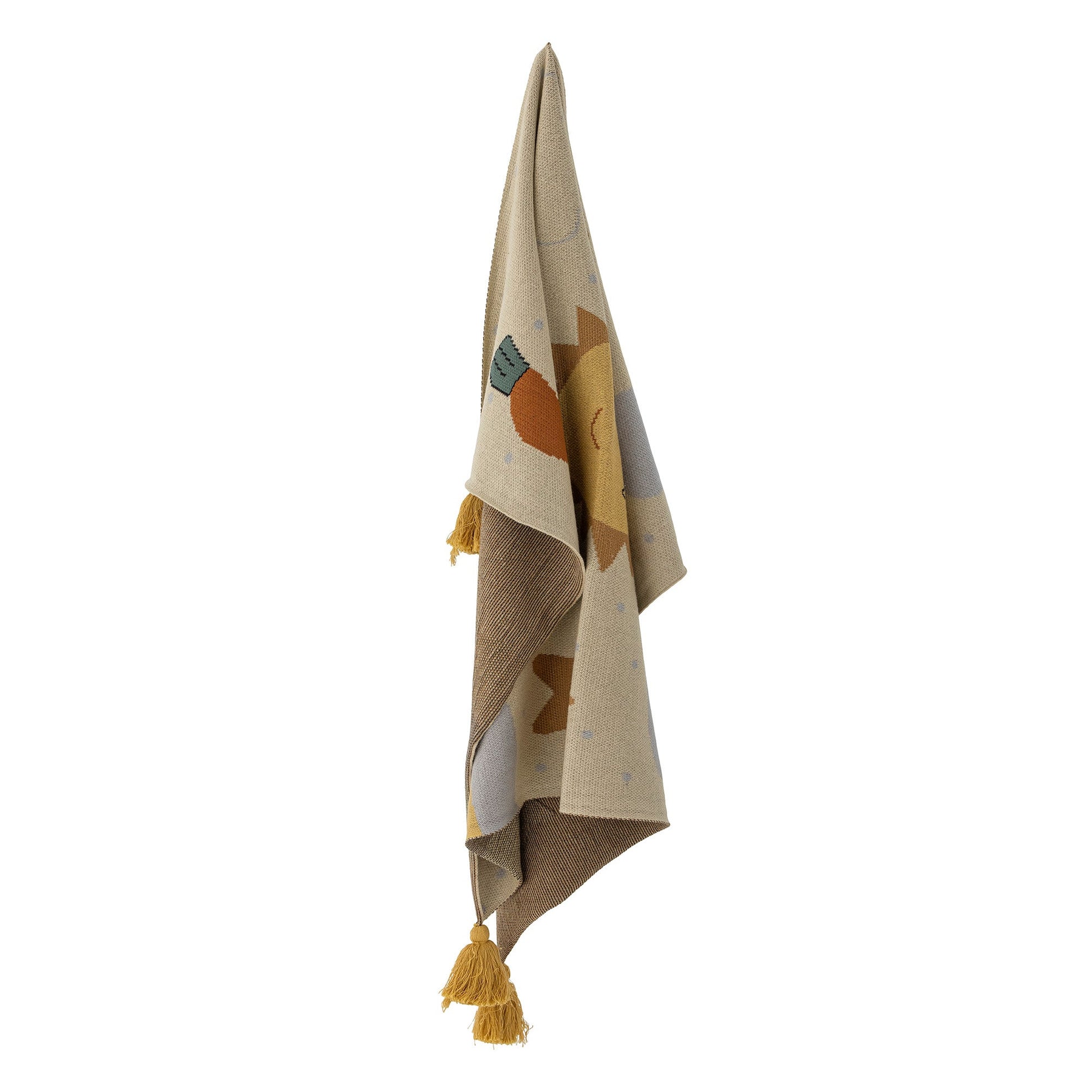 Generosa Home- The Vigge Throw by Bloomingville MINI is a knitted blanket made of Oeko-Tex certified cotton. The blanket is super cute with the moon, sun and other sky-themed figures and is the perfect size for younger children. With tassels in each corner, as a nice detail.
